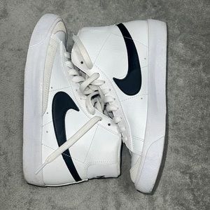 Blazer Nike shoes !